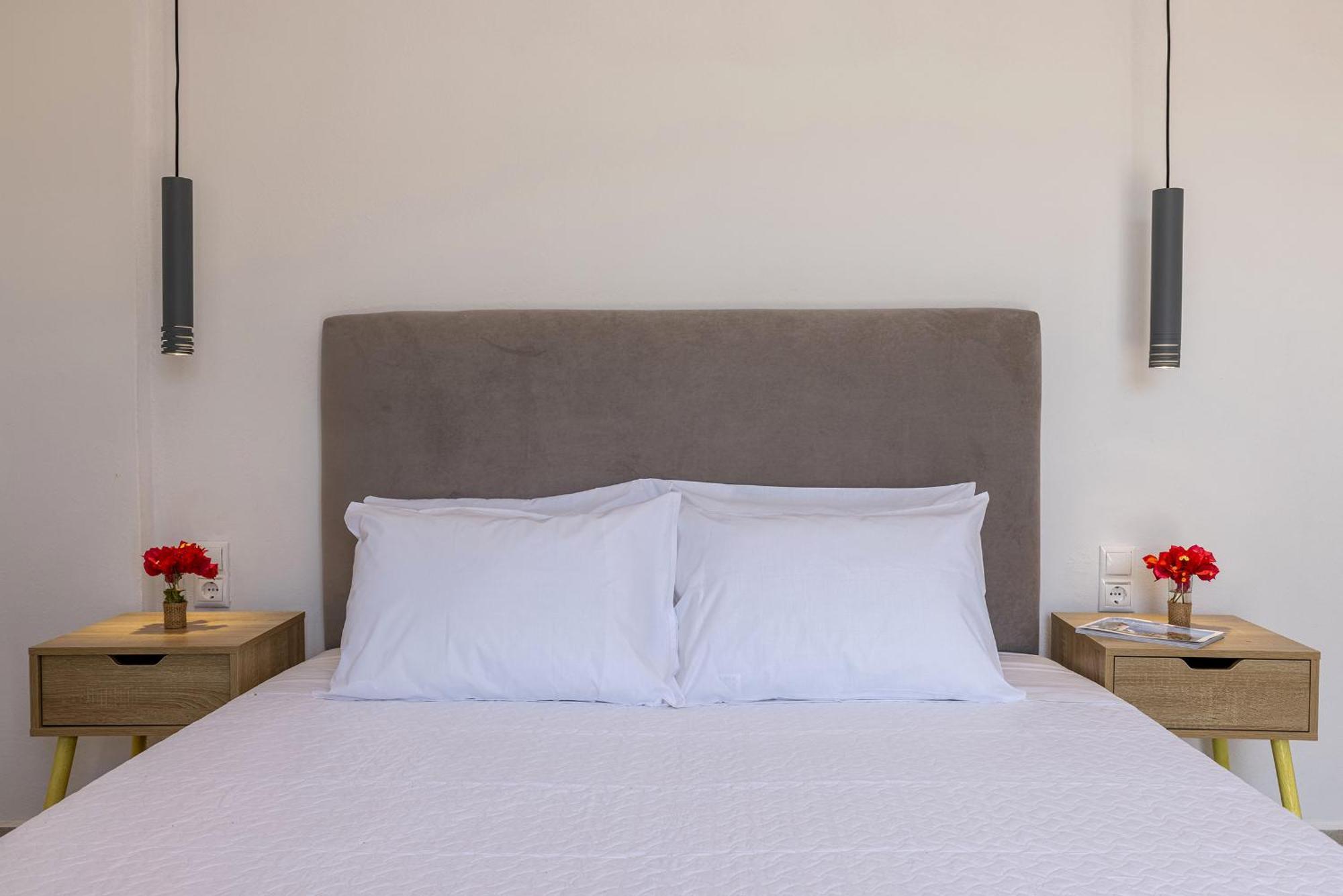Chrysonisos Suites With Sunset & Seaviews Near Kini Exteriör bild